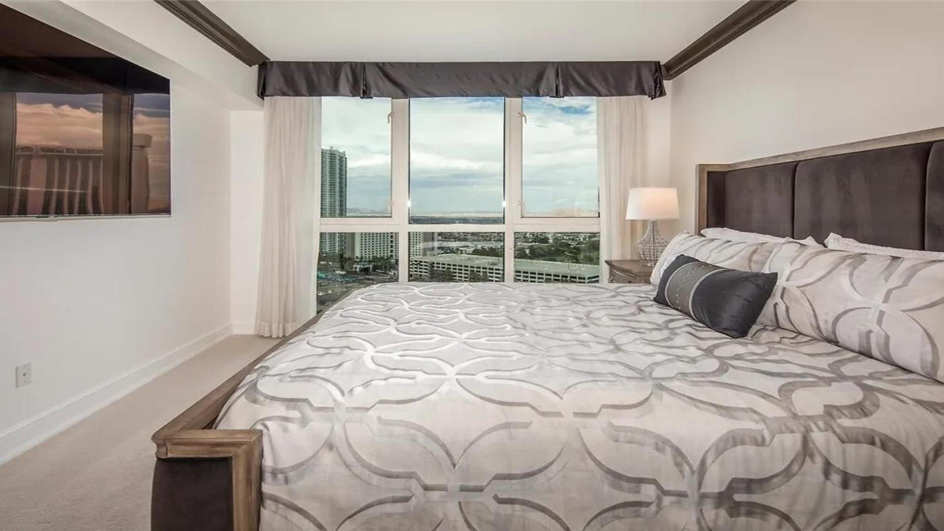 Stunning Four Bedroom Fully Professionally Remodeled Apartment Las Vegas Eksteriør bilde