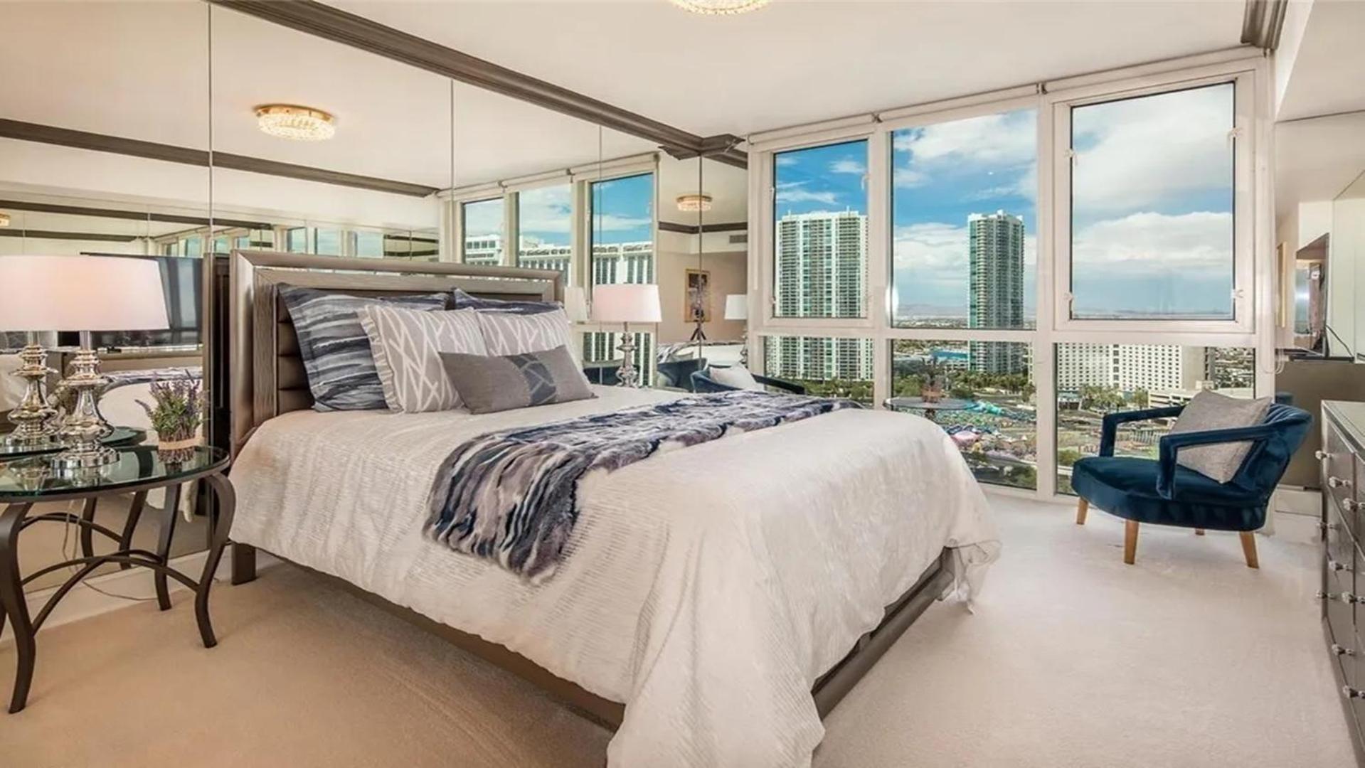 Stunning Four Bedroom Fully Professionally Remodeled Apartment Las Vegas Eksteriør bilde