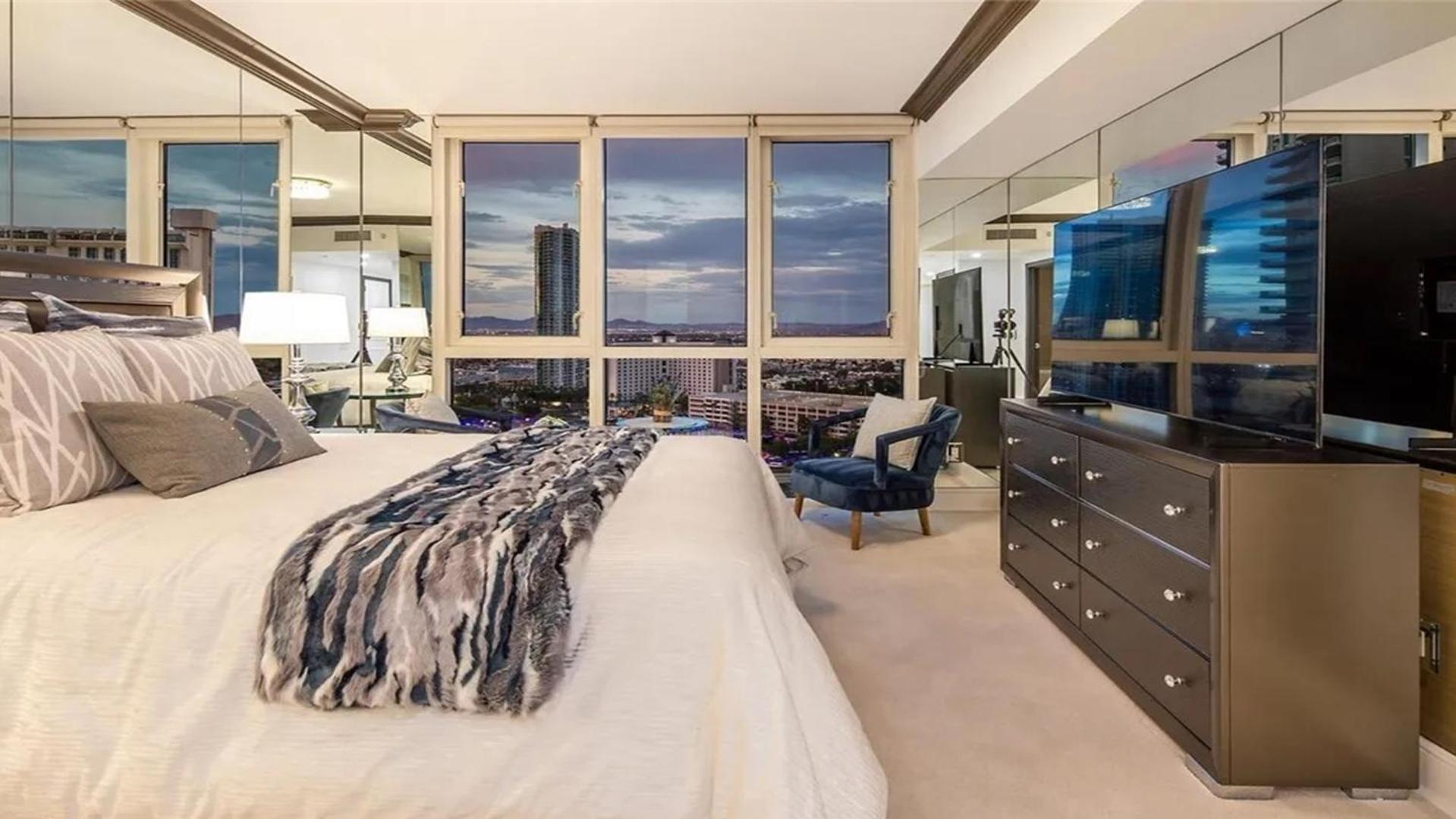 Stunning Four Bedroom Fully Professionally Remodeled Apartment Las Vegas Eksteriør bilde
