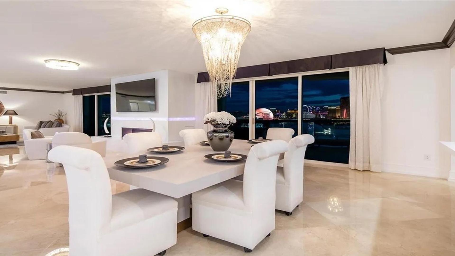 Stunning Four Bedroom Fully Professionally Remodeled Apartment Las Vegas Eksteriør bilde
